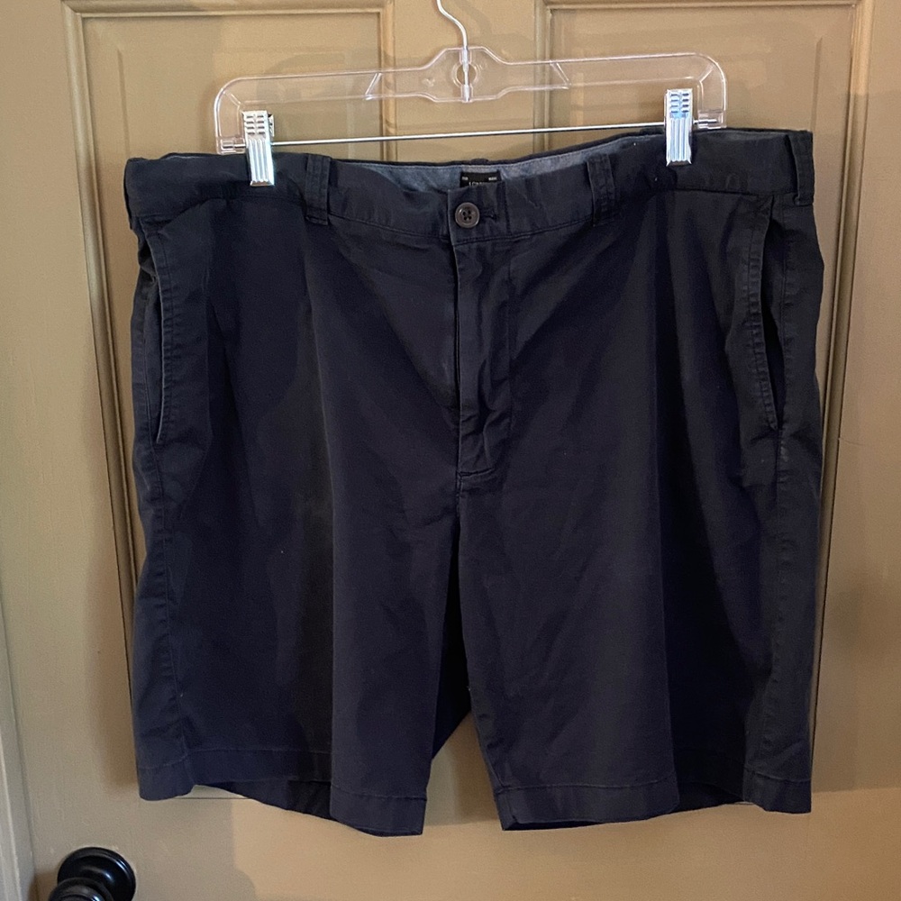 J. Crew Men's Dark Navy Flat Front Shorts Waist 40